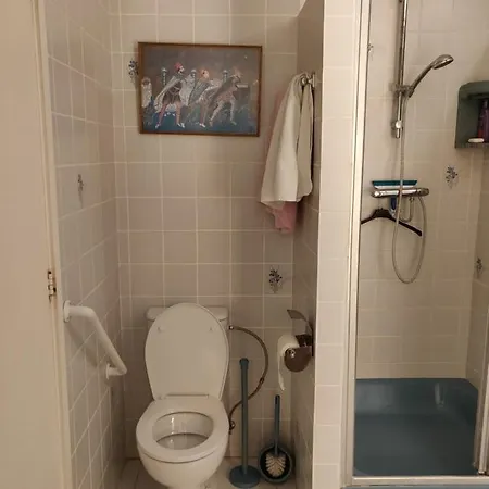 Gezellig 1e Etage * 바세나르
